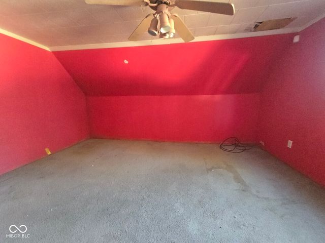 1926 N 8th Street, Terre Haute, IN 47804