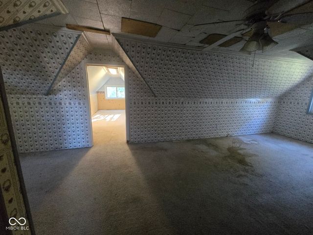 1926 N 8th Street, Terre Haute, IN 47804