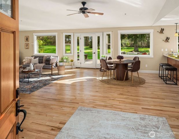 10519 SW 188th Street, Vashon, WA 98070