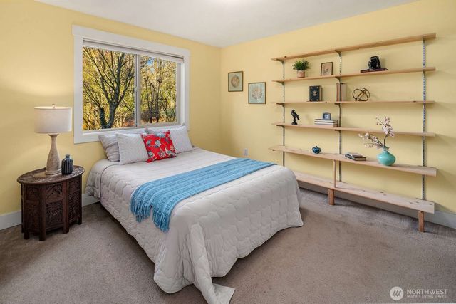 10519 SW 188th Street, Vashon, WA 98070