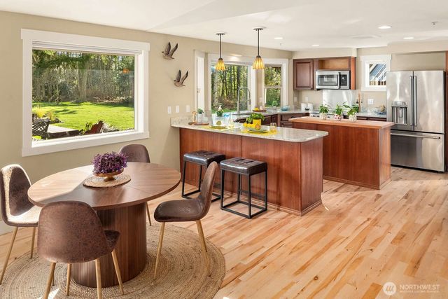 10519 SW 188th Street, Vashon, WA 98070