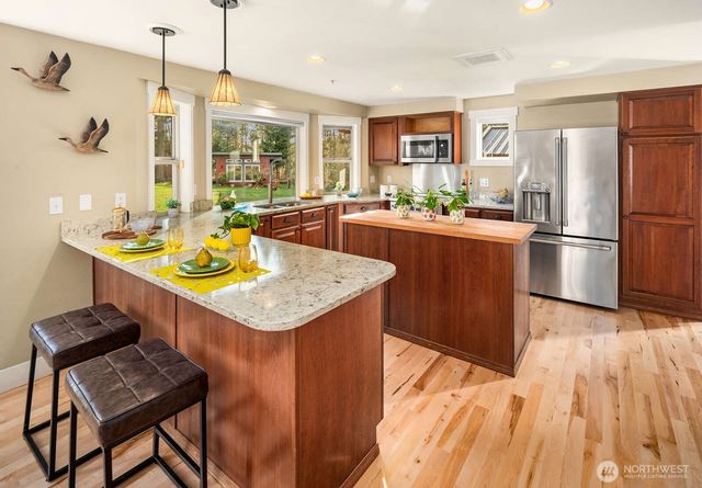 10519 SW 188th Street, Vashon, WA 98070