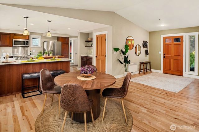 10519 SW 188th Street, Vashon, WA 98070