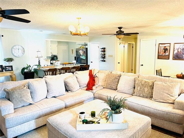 808 SPRING BAYOU Road, Marksville, LA 71351