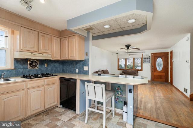 403 LAKESIDE BLVD, Hamilton, NJ 08610