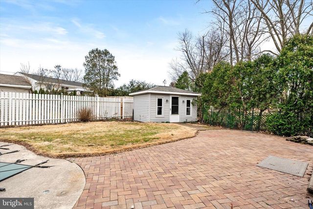 403 LAKESIDE BLVD, Hamilton, NJ 08610