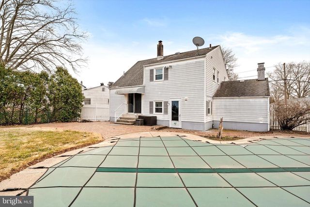 403 LAKESIDE BLVD, Hamilton, NJ 08610