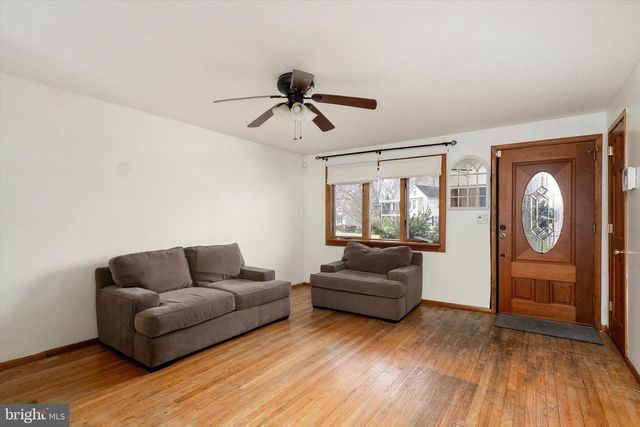 403 LAKESIDE BLVD, Hamilton, NJ 08610