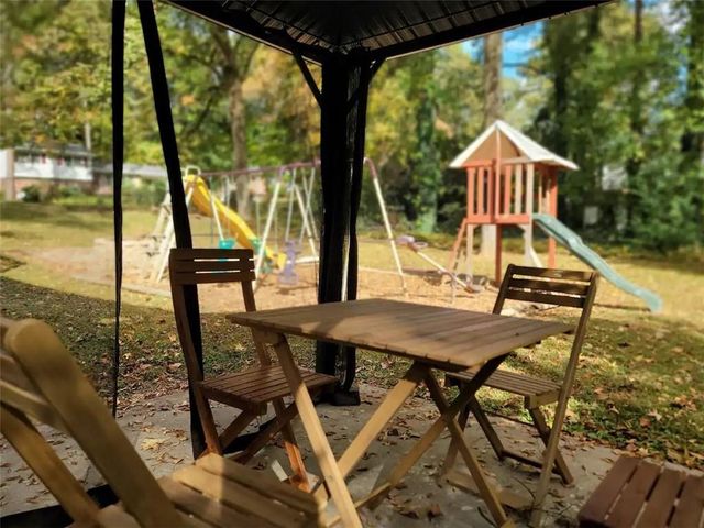 3749 Pin Oak Circle, Doraville, GA 30340