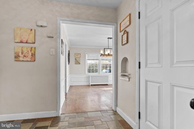 425 COUNTRY CLUB RD, Camp Hill, PA 17011