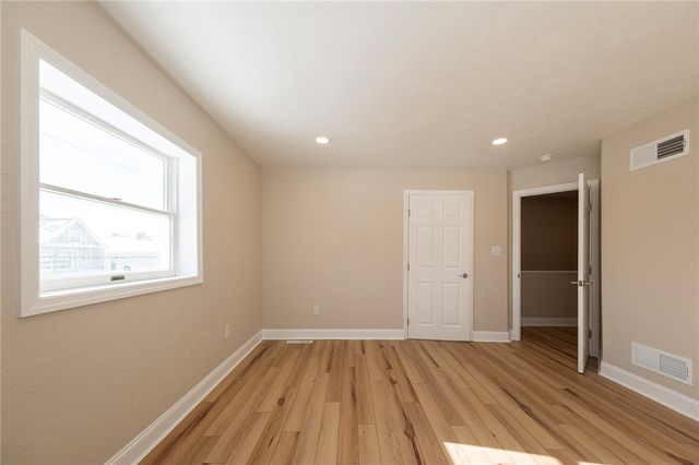 330 Spruce St, Latrobe, PA 15650