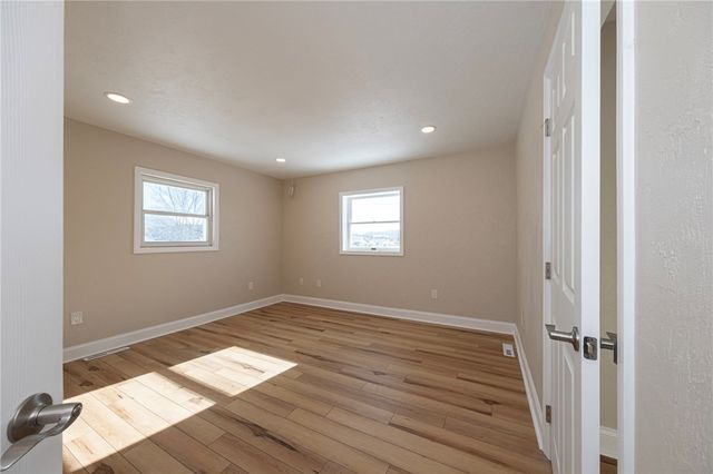 330 Spruce St, Latrobe, PA 15650