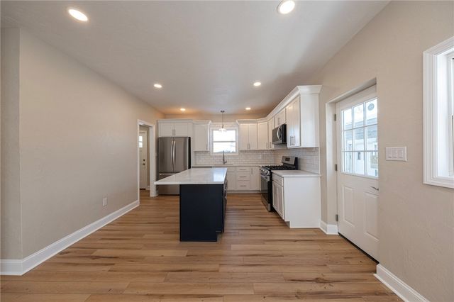 330 Spruce St, Latrobe, PA 15650