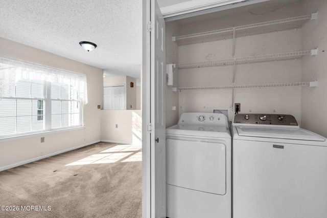 146 Pine Oak Boulevard, Barnegat, NJ 08005