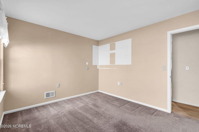 146 Pine Oak Boulevard, Barnegat, NJ 08005