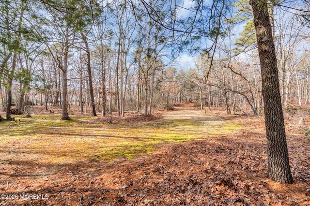 146 Pine Oak Boulevard, Barnegat, NJ 08005