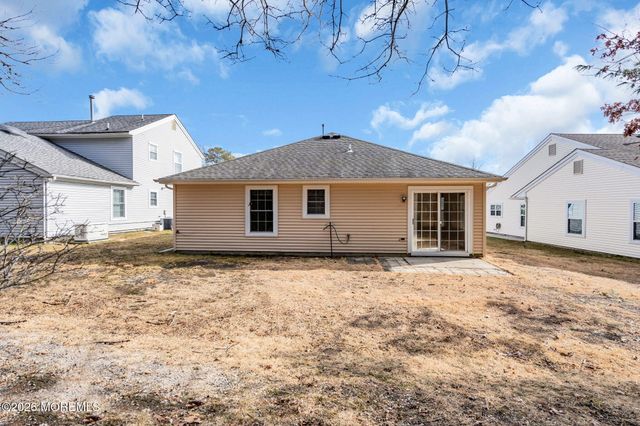 146 Pine Oak Boulevard, Barnegat, NJ 08005
