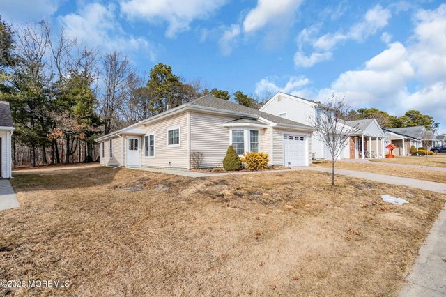 146 Pine Oak Boulevard, Barnegat, NJ 08005