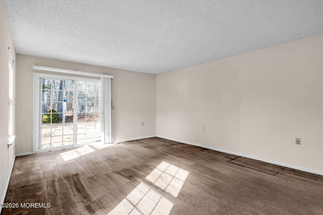 146 Pine Oak Boulevard, Barnegat, NJ 08005