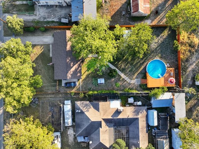 222 Hwy 27, Comfort, TX 78013