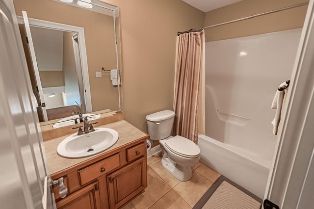 4 Calcutta Cove, Hattiesburg, MS 39402