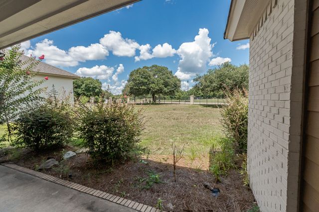 4 Calcutta Cove, Hattiesburg, MS 39402