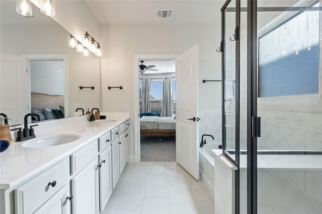 156 Janelle LN, Liberty Hill, TX 78642