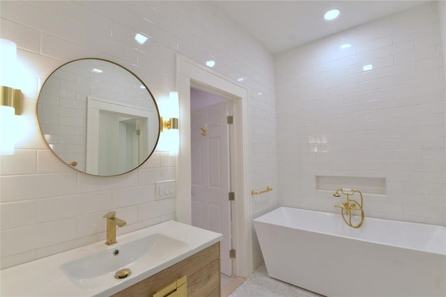 5416 4TH AVENUE W, Bradenton, FL 34209