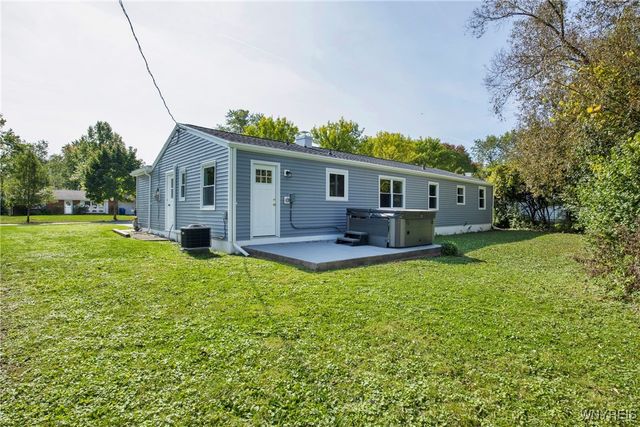 28 Campus Drive West, Amherst, NY 14226