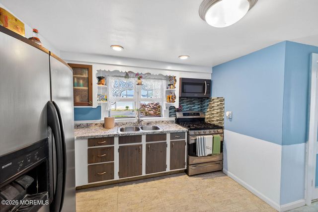 3024 W Bangs Avenue, Neptune Township, NJ 07753