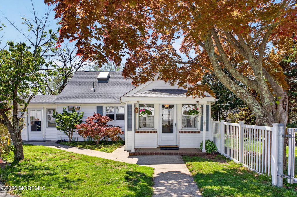 3024 W Bangs Avenue, Neptune Township, NJ 07753