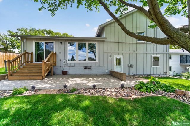 12620 Cryer Avenue, Omaha, NE 68144