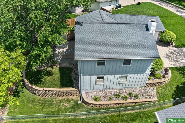 12620 Cryer Avenue, Omaha, NE 68144