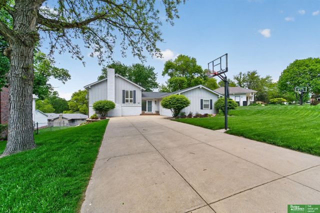 12620 Cryer Avenue, Omaha, NE 68144