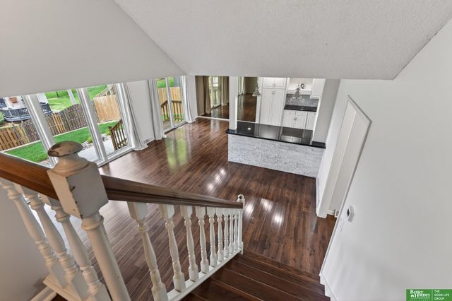 12620 Cryer Avenue, Omaha, NE 68144