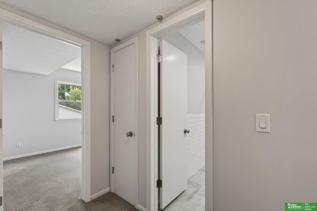 12620 Cryer Avenue, Omaha, NE 68144