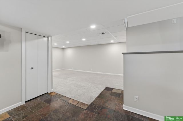 12620 Cryer Avenue, Omaha, NE 68144