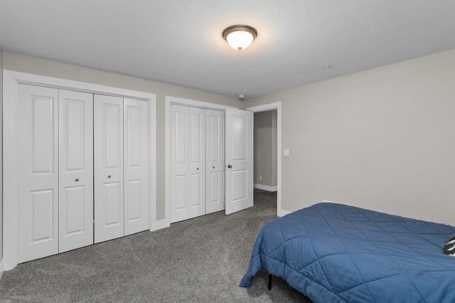 4469 Lower Beaver Road, Des Moines, IA 50130