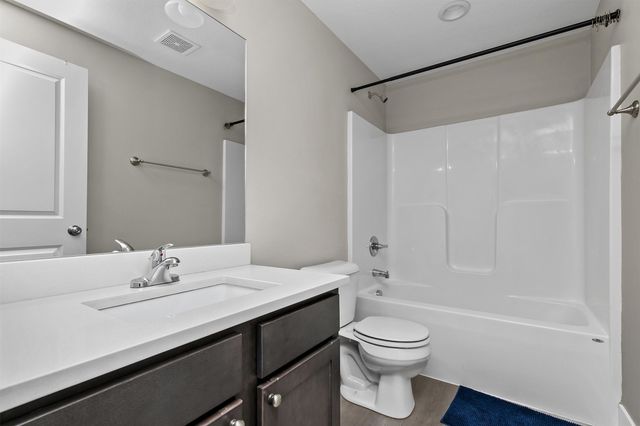 4469 Lower Beaver Road, Des Moines, IA 50130