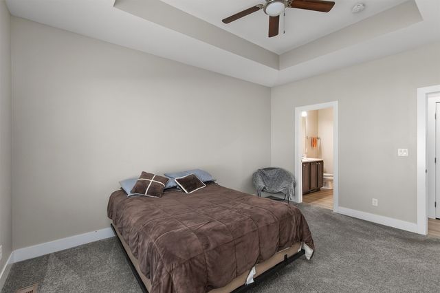 4469 Lower Beaver Road, Des Moines, IA 50130