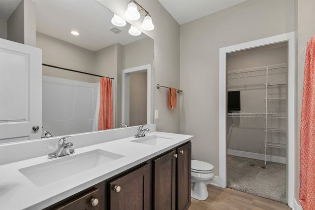 4469 Lower Beaver Road, Des Moines, IA 50130