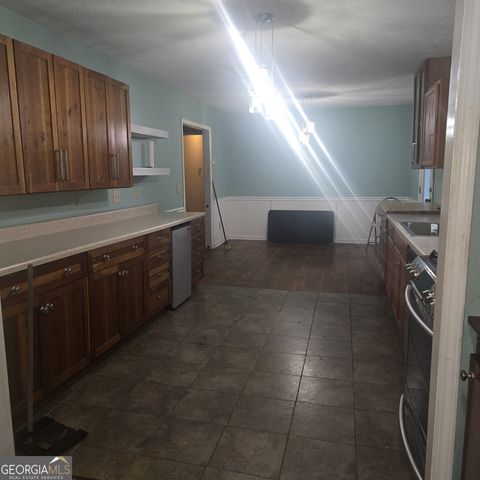 585 Lee Drive, Acworth, GA 30102