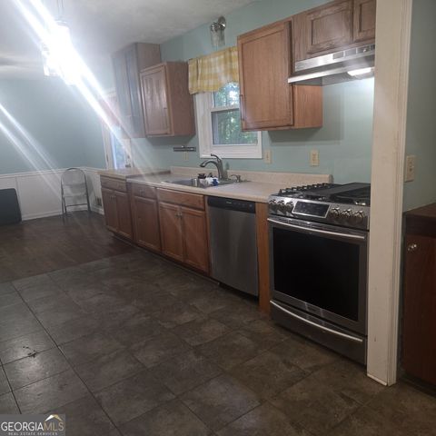 585 Lee Drive, Acworth, GA 30102