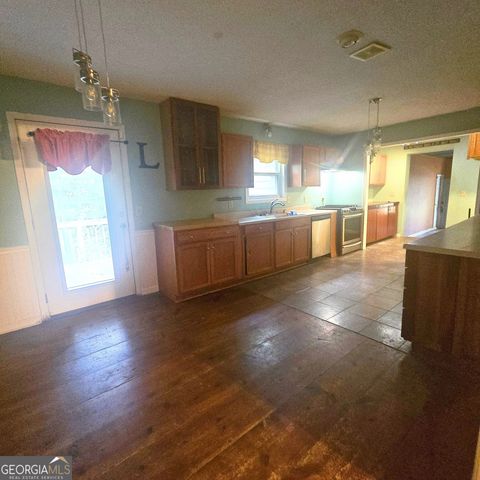 585 Lee Drive, Acworth, GA 30102