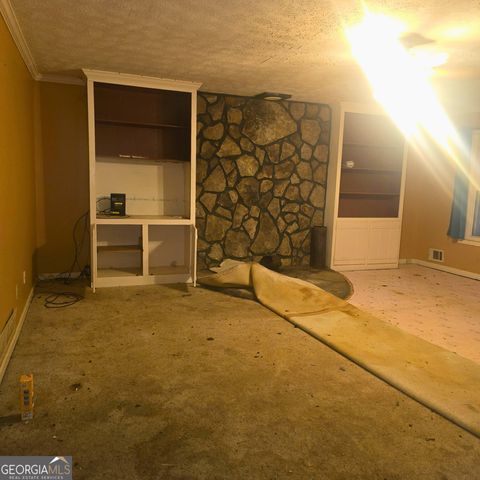 585 Lee Drive, Acworth, GA 30102
