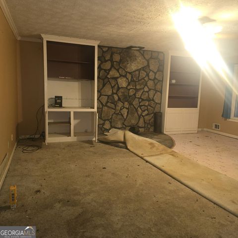 585 Lee Drive, Acworth, GA 30102