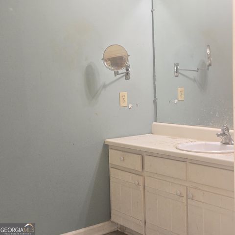 585 Lee Drive, Acworth, GA 30102