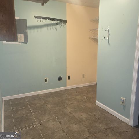 585 Lee Drive, Acworth, GA 30102