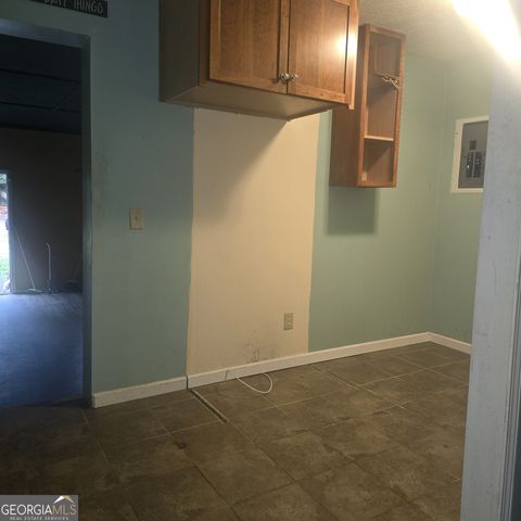 585 Lee Drive, Acworth, GA 30102