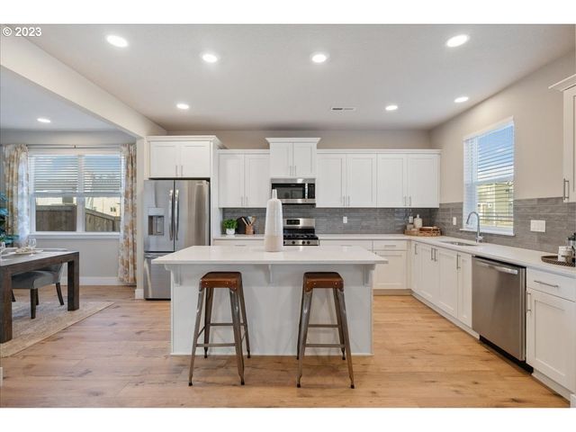 1235 S 32nd Ave 794, Cornelius, OR 97113